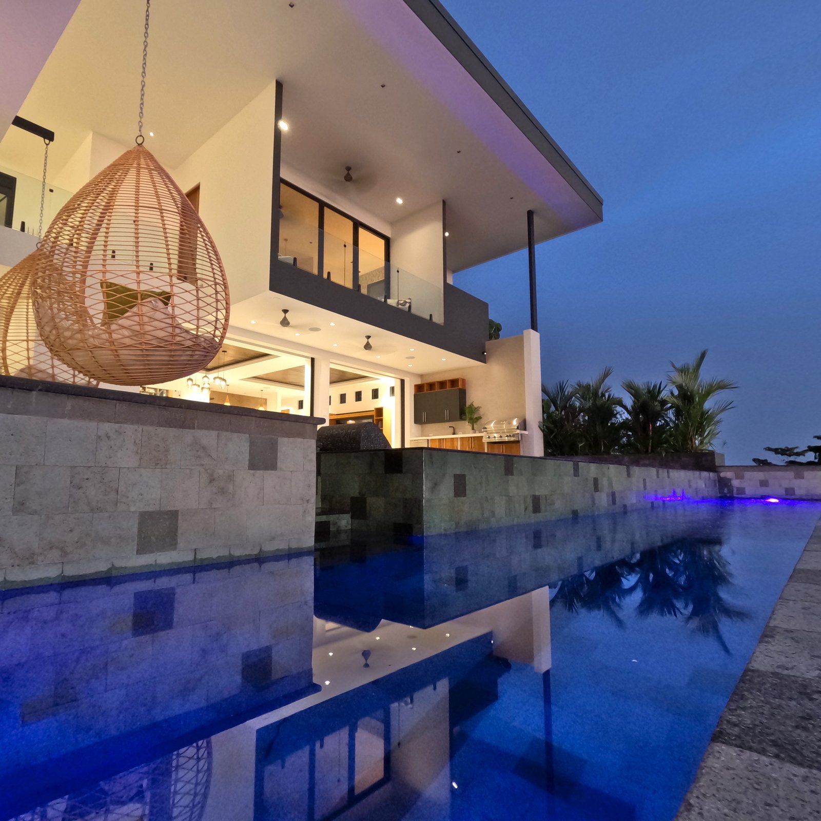 Infinity_Costa_Rica_Swimming_Lane_footer
